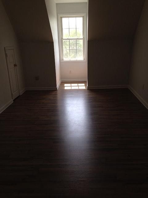 2nd image of 14 W Railroad Ave APT 4