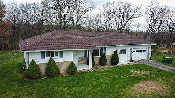 1st image of 102 Randy Dr