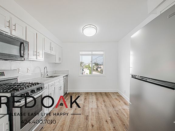 3rd image of 1720 Cerritos Ave APT 7
