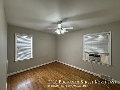 2410 Buchanan St NE — Photo 16