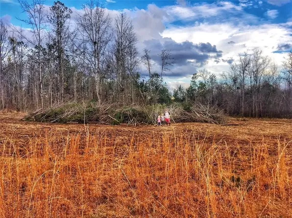18 Seneca Trl, Fort Mitchell, AL 36856