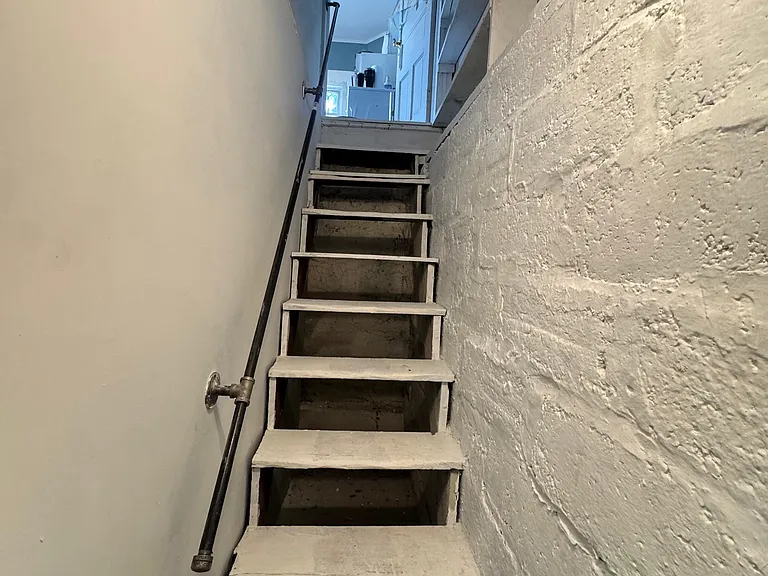 713 N 2nd St #5 — Photo 12