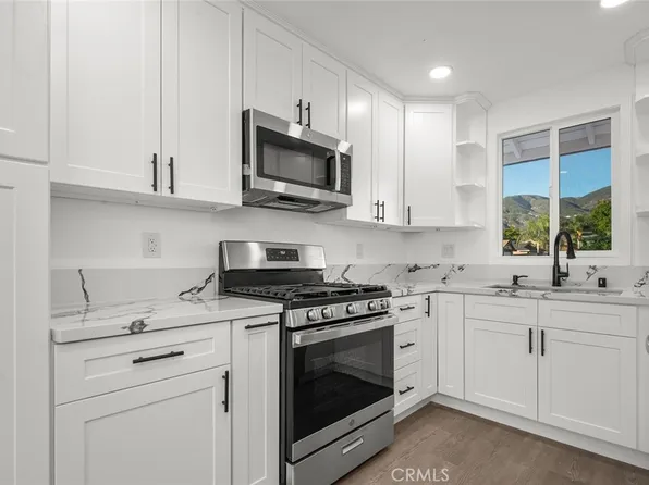 1559 Wild Pony Path, San Bernardino, CA 92407