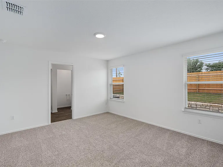 18609 Cremello Dr #B — Photo 10