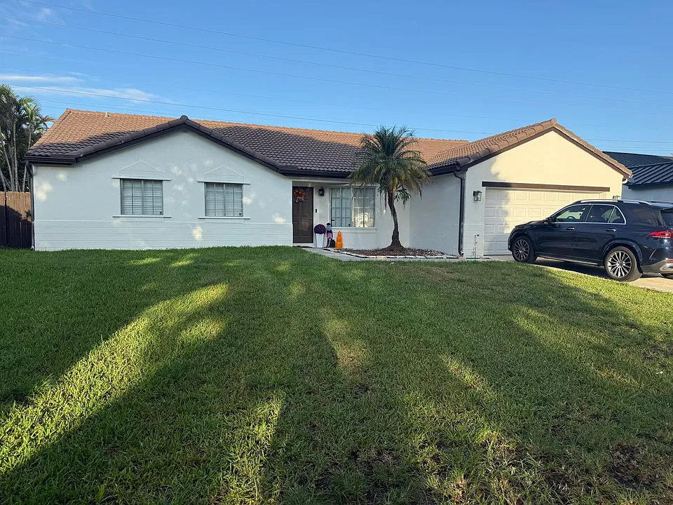 17600 SW 138th Ct