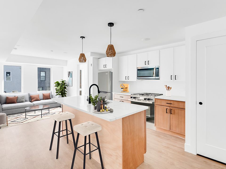 1st image of 2520 N Front St #2B-2Ba-975Sqft
