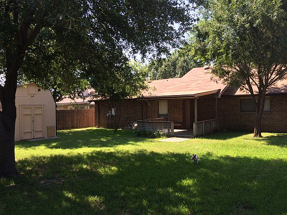 2nd image of 115 Lemon Dr