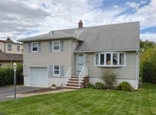 286 Pershing Rd, Clifton City, NJ 07013
