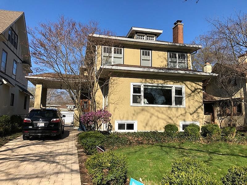 1st image of 819 Fair Oaks Ave