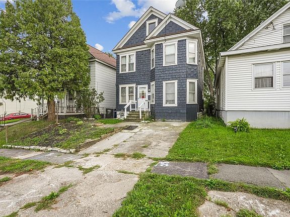 2nd image of 310 Boyden St