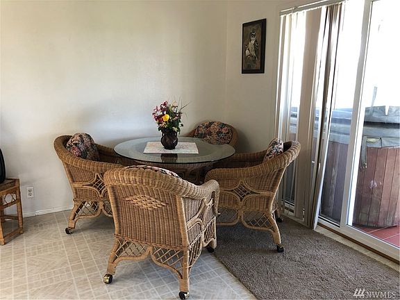 5th image of 723 Marine Dr