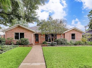 6911 Shavelson St, Houston, TX 77055