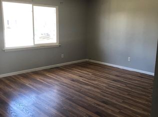 905 S 19th St, Chesterton, IN 46304