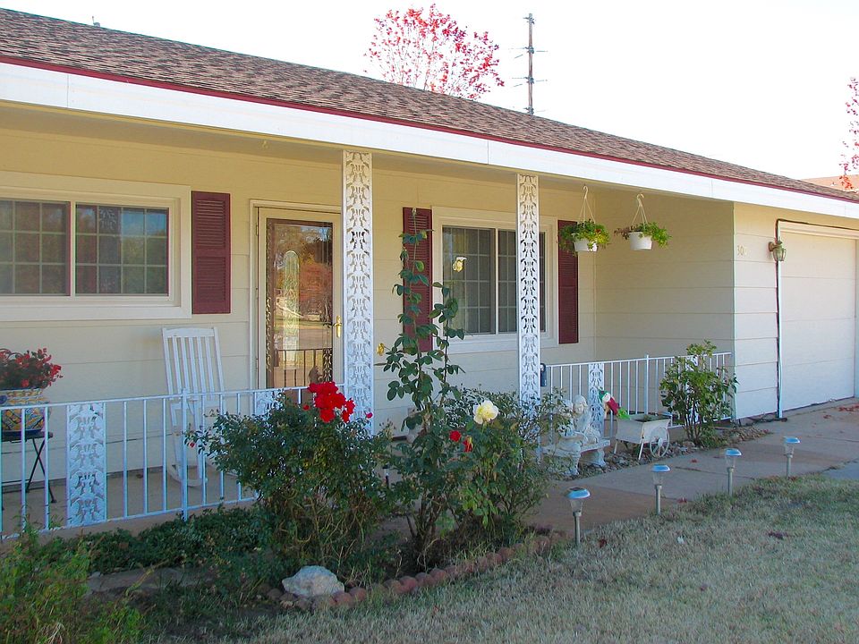 1st image of 307 Texas Trl