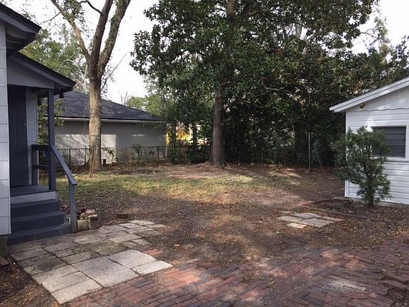 3rd image of 845 Bunker Hill Blvd