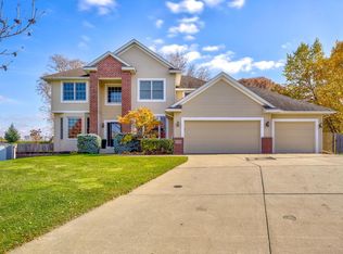 1309 Goldenray Cir, Faribault, MN 55021