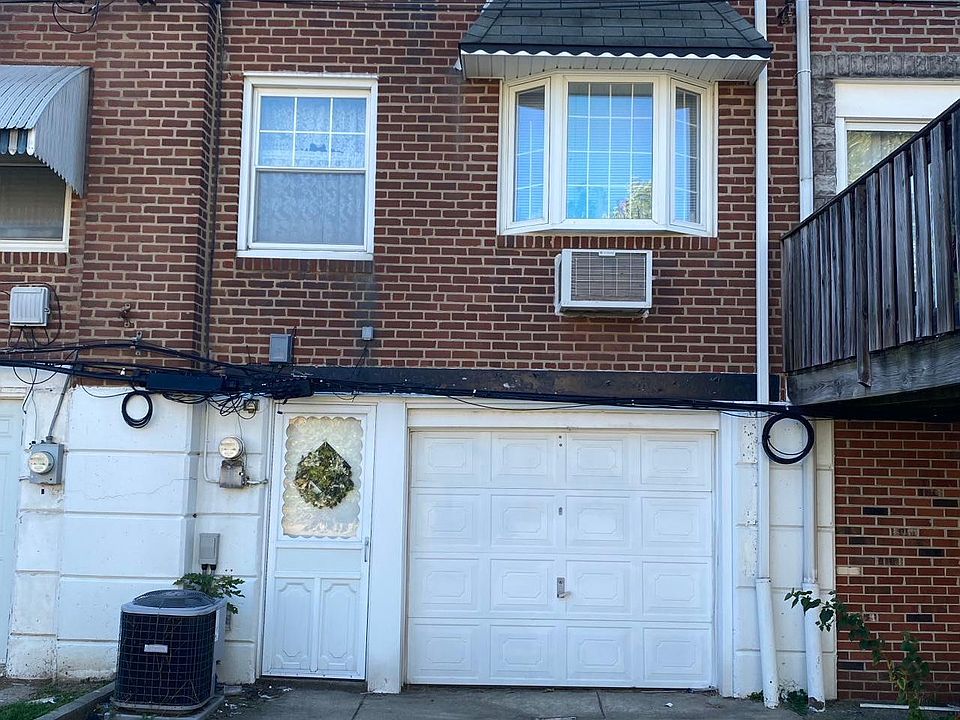 2nd image of 4209 Greeby St