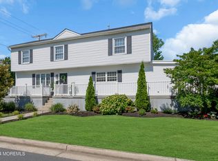 1 Broad St, Port Monmouth, NJ 07758