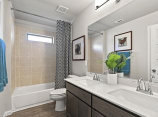 10524 Landry Bluff Ln, Fort Worth, TX 76126