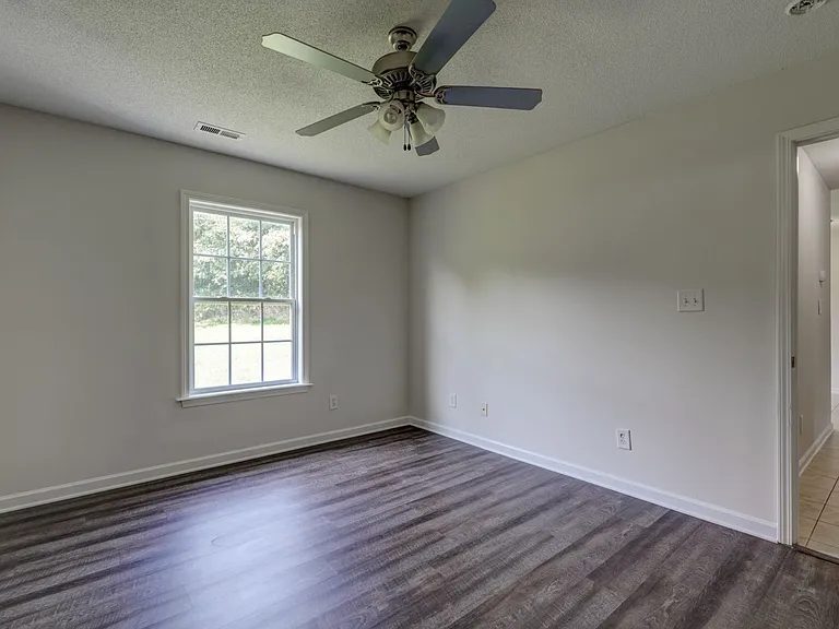 567 Seays Crest Dr — Photo 18