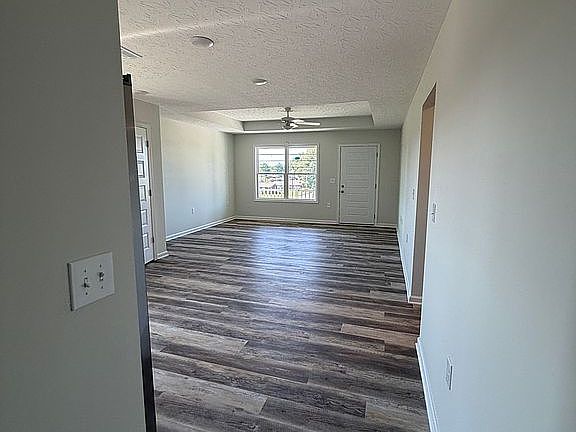 2nd image of 505 Denning Cir