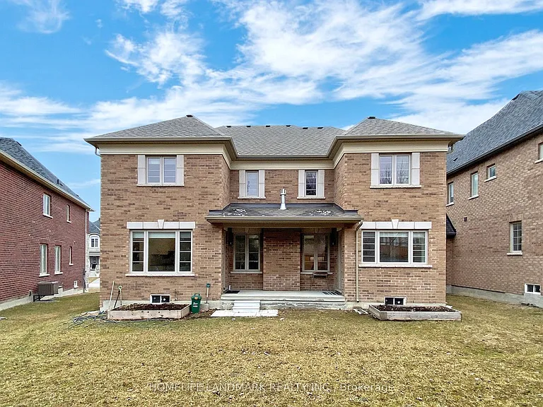75 Mitchell Pl — Photo 48