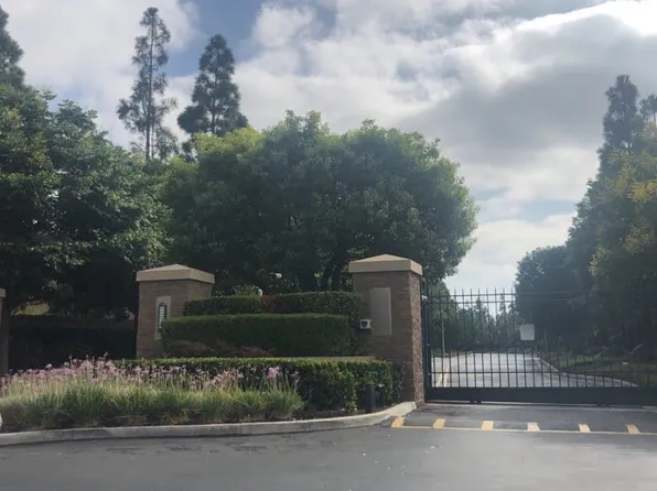 28 Nevada, Irvine, CA 92606