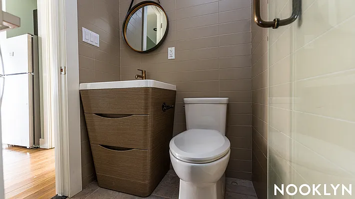 Rented by Nooklyn NYC LLC | media 13