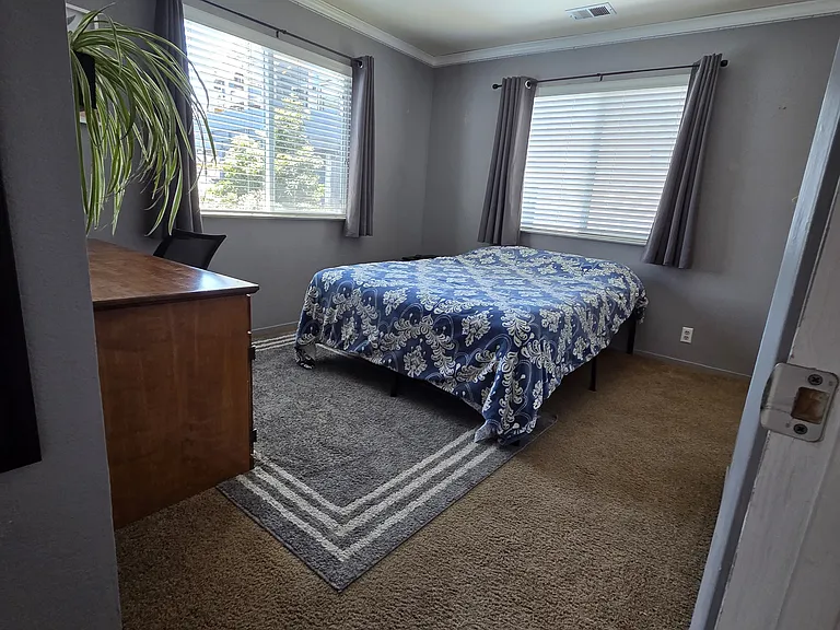 1745 Arliss Dr — Photo 17