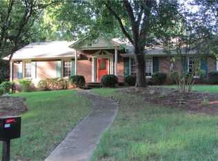 3770 Tangle Ln, Winston Salem, NC 27106