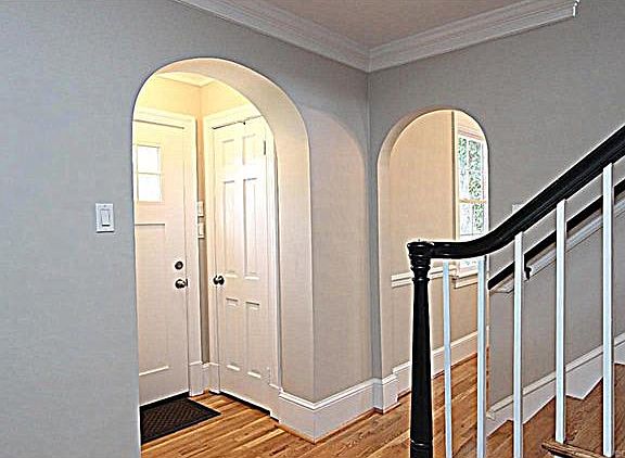 3rd image of 901 Libbie Ave