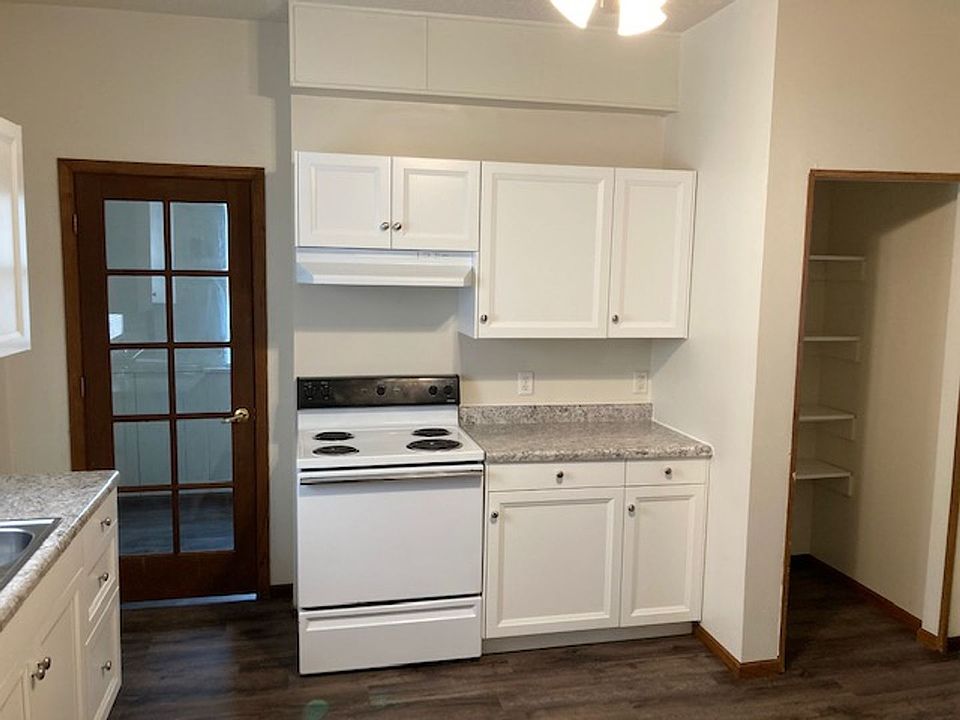 602 2nd St SW 602 2nd St SW Willmar MN Zillow