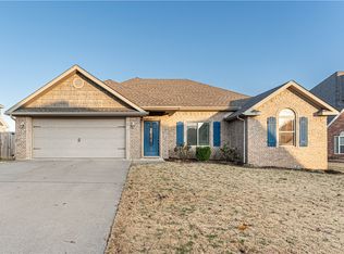 3779 Rock Springs St, Springdale, AR 72762