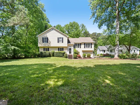 3933 Marguerite Dr NW, Acworth, GA 30101
