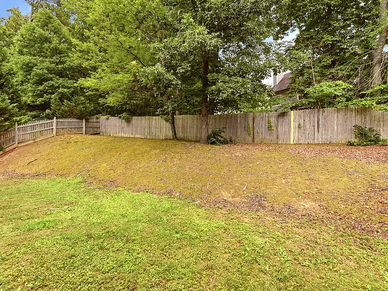 970 Vicar Ln — Photo 35