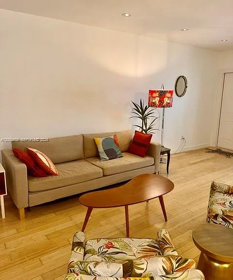 1242 Alton Rd #205 — Photo 4