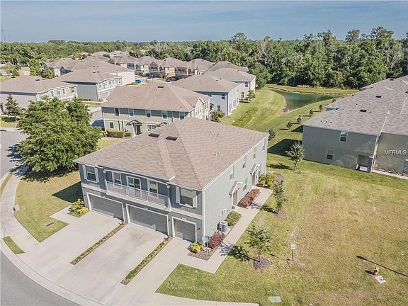 5th image of 826 Ashentree Dr