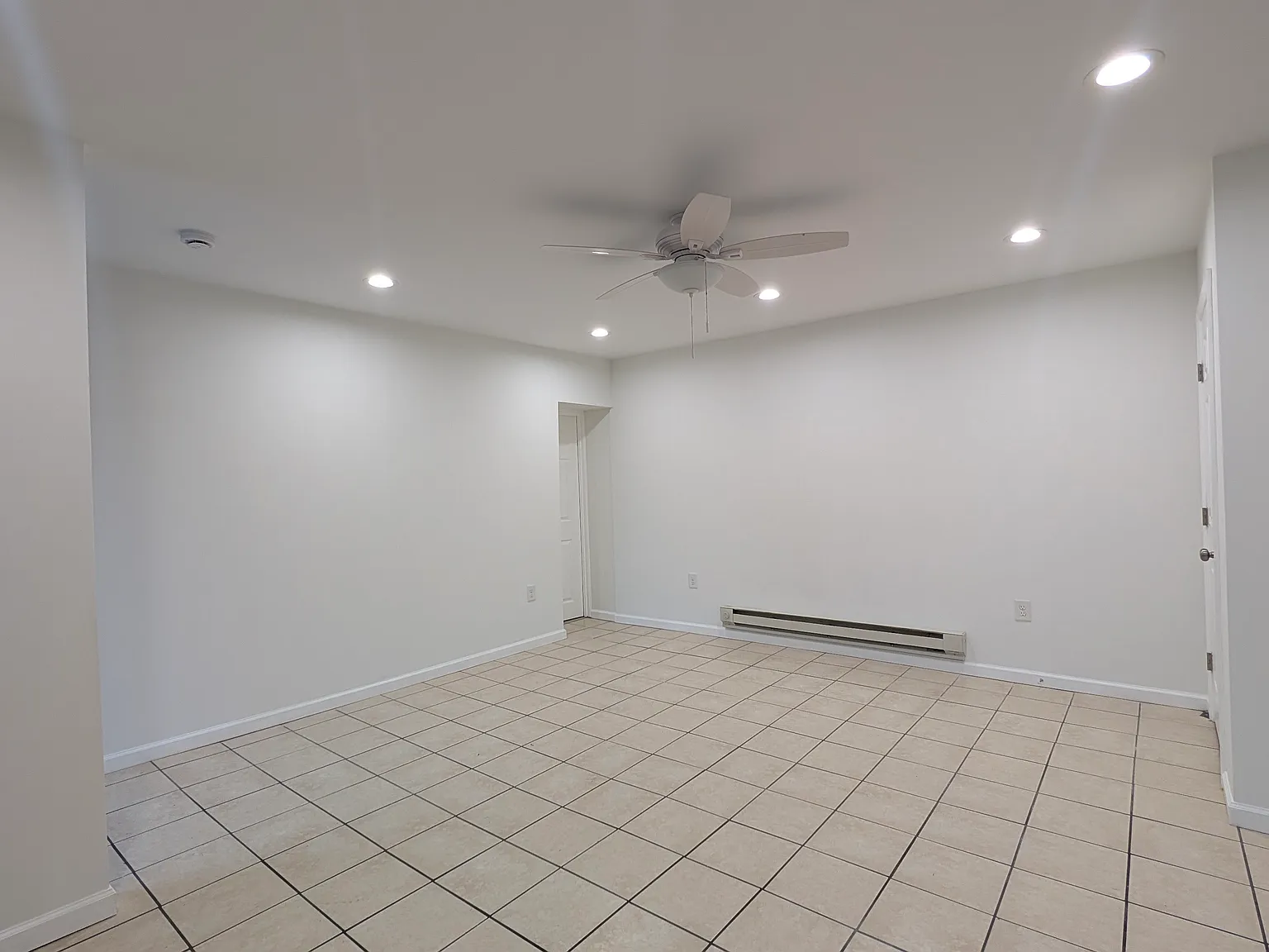 1 bed, 750 sqft, $1,295 — Photo 2