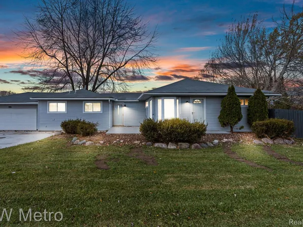 35791 Kelly Rd, Clinton Township, MI 48035