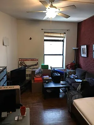 Rented by Chartwell Manhattan Realty | media 30