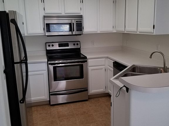 5th image of 750 E Northern Ave Unit 2081