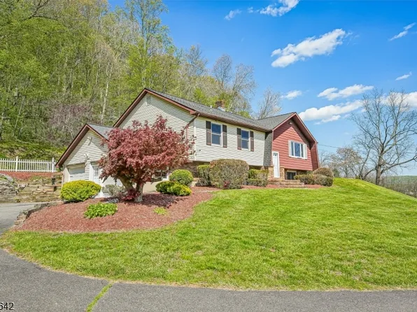 61 Shades Of Death Rd, Independence Twp., NJ 07838