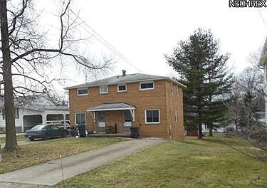 2nd image of 388 Stratford Ave