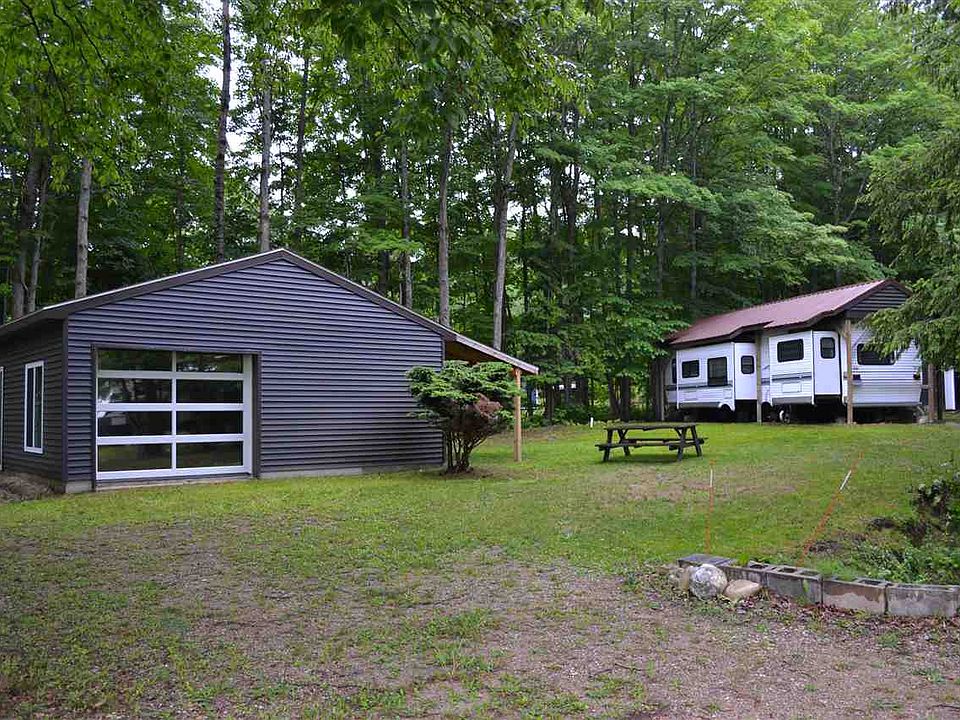 1st image of 5685 Six Mile Lake Rd