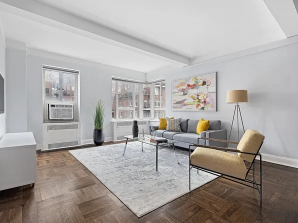 20 East 35th Street image 1 of 12