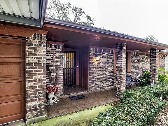2nd image of 667 Suncrest Dr