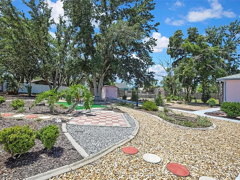 4628 Bayridge Ct — Photo 40
