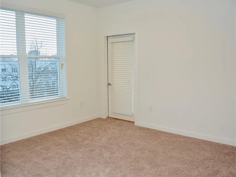 525 Parkway Dr NE #518 — Photo 19