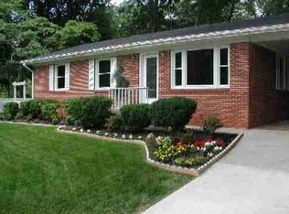 3620 Ledan Rd, Gainesville, GA 30506