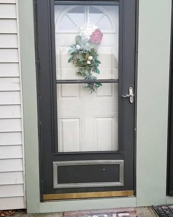 1st image of 518 Lake Ct